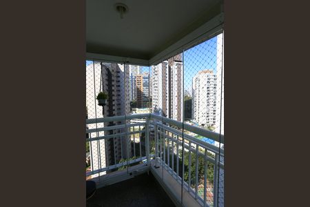 Apartamento à venda com 250m², 4 quartos e 4 vagas Apartamento à venda com 250m², 4 quartos e 4 vagassuíte 3 sacada