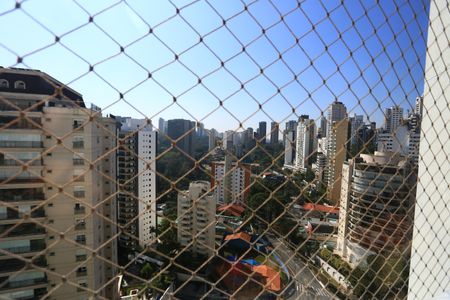 Apartamento à venda com 250m², 4 quartos e 4 vagas Apartamento à venda com 250m², 4 quartos e 4 vagasVista