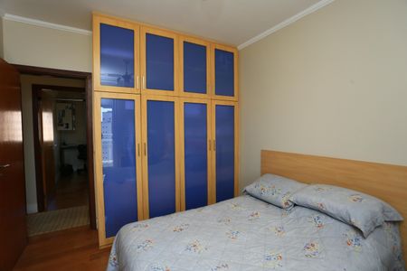 Apartamento à venda com 250m², 4 quartos e 4 vagas Apartamento à venda com 250m², 4 quartos e 4 vagassuíte 1