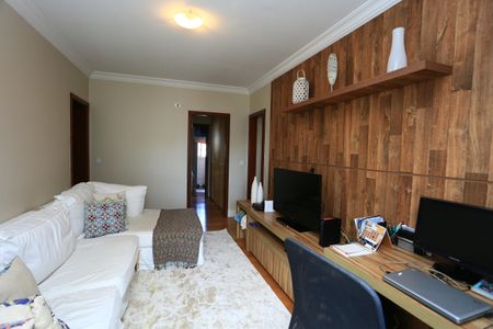 Apartamento à venda com 250m², 4 quartos e 4 vagas Apartamento à venda com 250m², 4 quartos e 4 vagassala 2