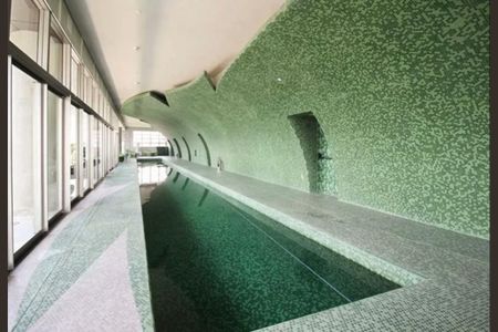 Studio para alugar com 53m², 1 quarto e 1 vaga Studio para alugar com 53m², 1 quarto e 1 vagaÁrea comum - Piscina