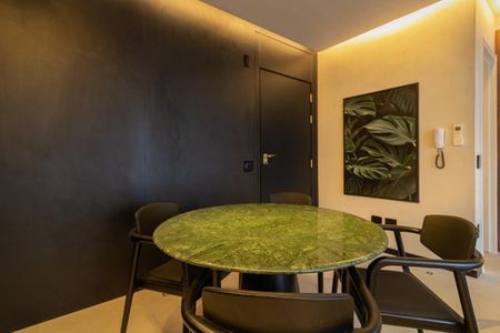Studio para alugar com 53m², 1 quarto e 1 vaga Studio para alugar com 53m², 1 quarto e 1 vagaSala de Jantar
