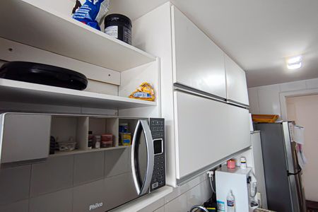 Apartamento à venda com 93m², 3 quartos e 1 vaga Apartamento à venda com 93m², 3 quartos e 1 vagaCozinha e Área de Serviço