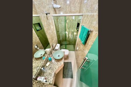 Casa à venda com 74m², 2 quartos e 2 vagas Casa à venda com 74m², 2 quartos e 2 vagasBanheiro Social