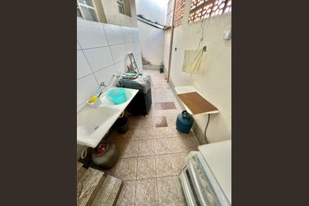Casa à venda com 74m², 2 quartos e 2 vagas Casa à venda com 74m², 2 quartos e 2 vagasÁrea de Serviço