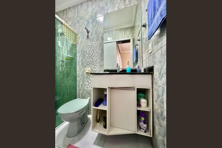 Casa à venda com 74m², 2 quartos e 2 vagas Casa à venda com 74m², 2 quartos e 2 vagasBanheiro da Suíte