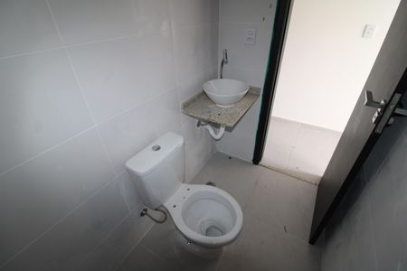 Apartamento à venda com 33m², 1 quarto e sem vagaBanheiro