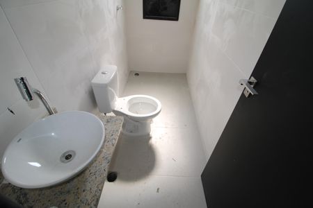 Apartamento à venda com 50m², 2 quartos e sem vagaBanheiro
