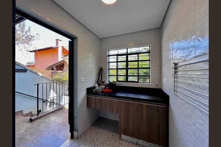 Casa à venda com 209m², 3 quartos e 2 vagas Casa à venda com 209m², 3 quartos e 2 vagasÁrea de Serviço