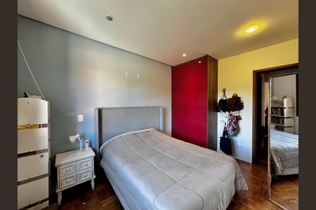 Casa à venda com 209m², 3 quartos e 2 vagas Casa à venda com 209m², 3 quartos e 2 vagasQuarto 1