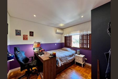Casa à venda com 209m², 3 quartos e 2 vagas Casa à venda com 209m², 3 quartos e 2 vagasQuarto 2