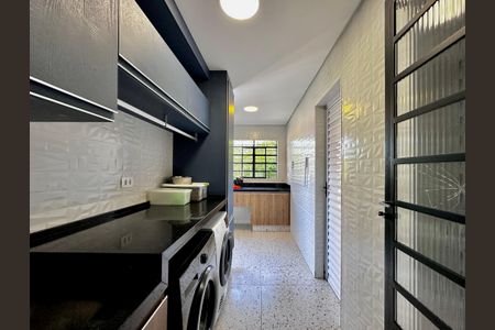 Casa à venda com 209m², 3 quartos e 2 vagas Casa à venda com 209m², 3 quartos e 2 vagasÁrea de Serviço