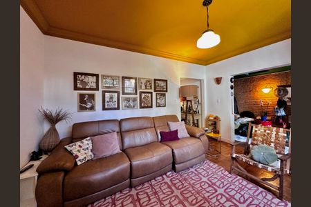 Casa à venda com 209m², 3 quartos e 2 vagas Casa à venda com 209m², 3 quartos e 2 vagasSala