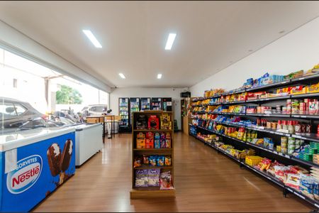Apartamento à venda com 37m², 1 quarto e 1 vaga Apartamento à venda com 37m², 1 quarto e 1 vagaMercado