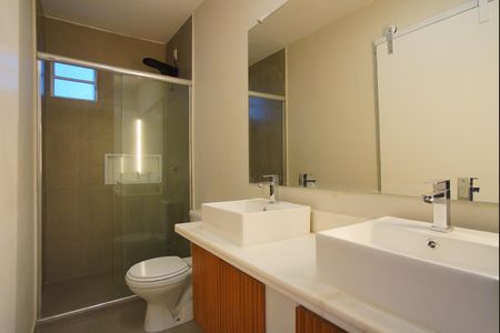 Apartamento à venda com 75m², 2 quartos e 1 vagaBanheiro da Suíte