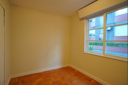 Apartamento à venda com 75m², 2 quartos e 1 vagaQuarto 2