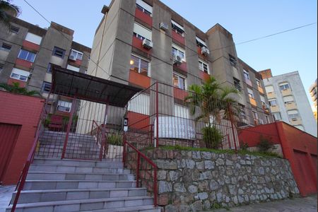 Apartamento à venda com 75m², 2 quartos e 1 vagaFachada