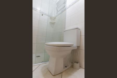 Apartamento à venda com 43m², 2 quartos e 1 vaga Apartamento à venda com 43m², 2 quartos e 1 vagaBanheiro