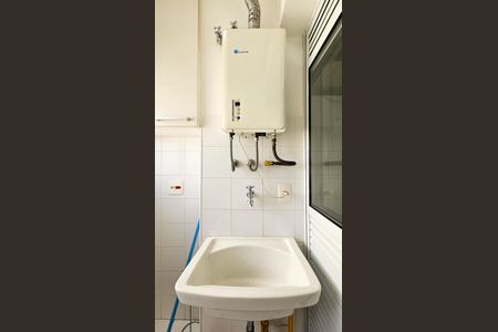 Apartamento à venda com 125m², 4 quartos e 2 vagas Apartamento à venda com 125m², 4 quartos e 2 vagasÁrea de Serviço