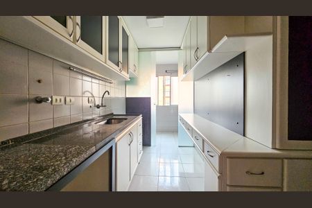 Apartamento à venda com 125m², 4 quartos e 2 vagas Apartamento à venda com 125m², 4 quartos e 2 vagasCozinha