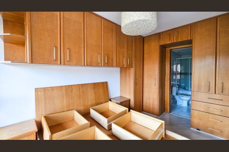 Apartamento à venda com 125m², 4 quartos e 2 vagas Apartamento à venda com 125m², 4 quartos e 2 vagasQuarto 3