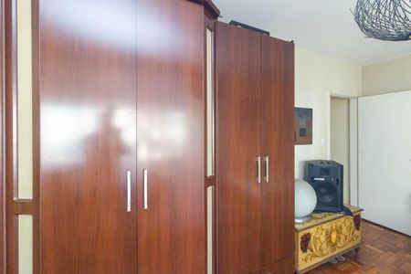 Apartamento à venda com 172m², 3 quartos e 2 vagas Apartamento à venda com 172m², 3 quartos e 2 vagasQuarto 3