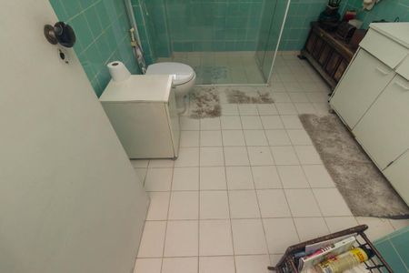 Apartamento à venda com 172m², 3 quartos e 2 vagas Apartamento à venda com 172m², 3 quartos e 2 vagasBanheiro 1