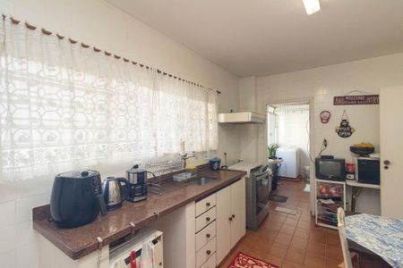 Apartamento à venda com 172m², 3 quartos e 2 vagas Apartamento à venda com 172m², 3 quartos e 2 vagasCozinha