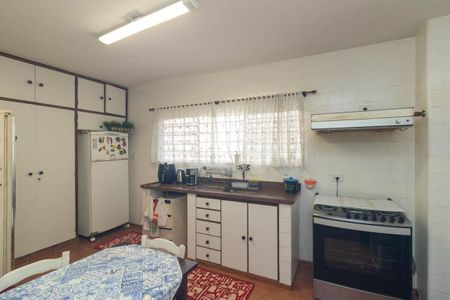 Apartamento à venda com 172m², 3 quartos e 2 vagas Apartamento à venda com 172m², 3 quartos e 2 vagasCozinha