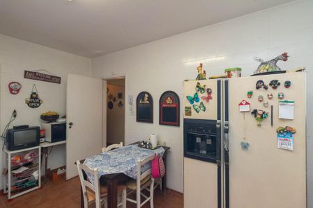 Apartamento à venda com 172m², 3 quartos e 2 vagas Apartamento à venda com 172m², 3 quartos e 2 vagasCozinha