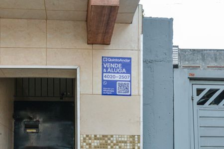 Casa para alugar com 50m², 1 quarto e sem vaga Casa para alugar com 50m², 1 quarto e sem vagaFachada