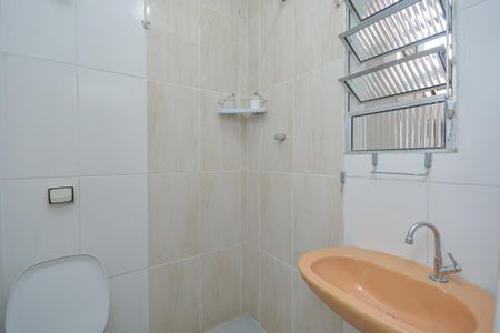 Casa para alugar com 50m², 1 quarto e sem vaga Casa para alugar com 50m², 1 quarto e sem vagaBanheiro