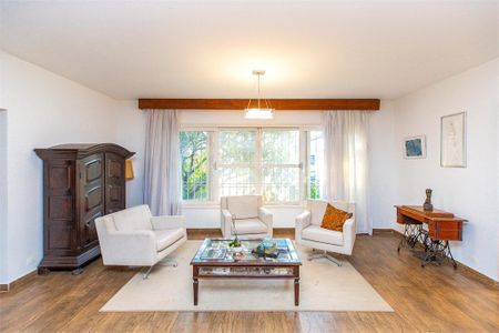 Casa à venda com 371m², 5 quartos e 2 vagas