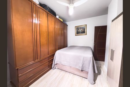 Apartamento à venda com 70m², 3 quartos e 2 vagas Apartamento à venda com 70m², 3 quartos e 2 vagasQuarto 2