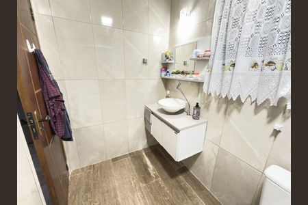 Apartamento à venda com 70m², 3 quartos e 2 vagas Apartamento à venda com 70m², 3 quartos e 2 vagasBanheiro 2