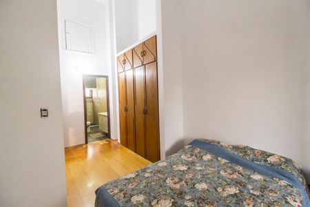 Casa de condomínio para alugar com 300m², 3 quartos e 4 vagas Casa de condomínio para alugar com 300m², 3 quartos e 4 vagasSuíte