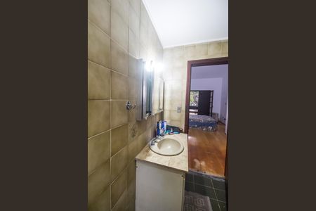 Casa de condomínio para alugar com 300m², 3 quartos e 4 vagas Casa de condomínio para alugar com 300m², 3 quartos e 4 vagasBanheiro da Suíte