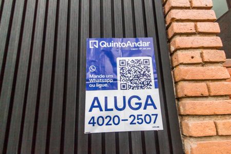 Casa de condomínio para alugar com 300m², 3 quartos e 4 vagas Casa de condomínio para alugar com 300m², 3 quartos e 4 vagasPlaca