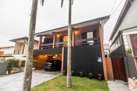 Casa de condomínio para alugar com 300m², 3 quartos e 4 vagas Casa de condomínio para alugar com 300m², 3 quartos e 4 vagasGaragem