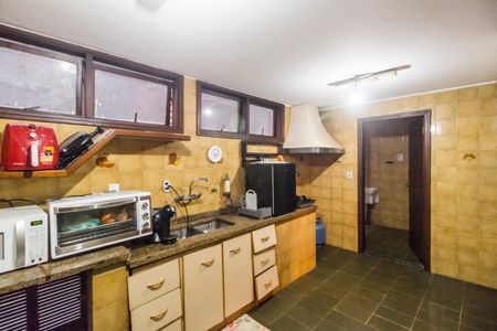 Casa de condomínio para alugar com 300m², 3 quartos e 4 vagas Casa de condomínio para alugar com 300m², 3 quartos e 4 vagasCozinha