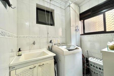 Apartamento à venda com 86m², 3 quartos e 2 vagas Apartamento à venda com 86m², 3 quartos e 2 vagasÁrea de Serviço