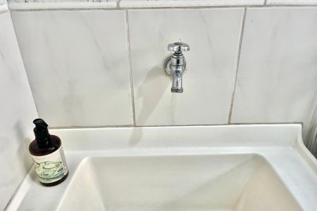 Apartamento à venda com 86m², 3 quartos e 2 vagas Apartamento à venda com 86m², 3 quartos e 2 vagasÁrea de Serviço