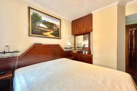 Apartamento à venda com 86m², 3 quartos e 2 vagas Apartamento à venda com 86m², 3 quartos e 2 vagasSuite