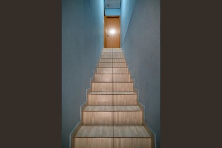 Casa à venda com 315m², 7 quartos e 2 vagas Casa à venda com 315m², 7 quartos e 2 vagasCorredor