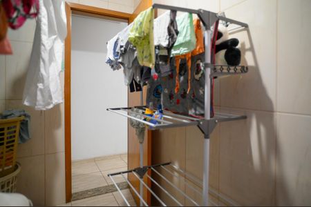 Casa à venda com 315m², 7 quartos e 2 vagas Casa à venda com 315m², 7 quartos e 2 vagasCasa 3 - Área de serviço