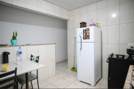 Casa à venda com 315m², 7 quartos e 2 vagas Casa à venda com 315m², 7 quartos e 2 vagasCasa 3 - Cozinha