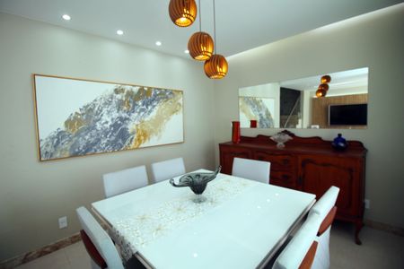 Casa à venda com 150m², 3 quartos e 1 vagaSala