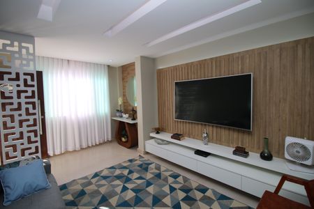 Casa à venda com 150m², 3 quartos e 1 vagaSala