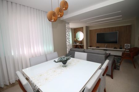 Casa à venda com 150m², 3 quartos e 1 vagaSala