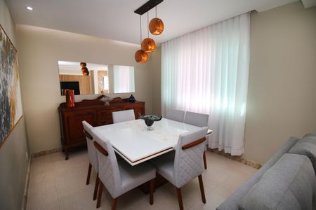 Casa à venda com 150m², 3 quartos e 1 vagaSala